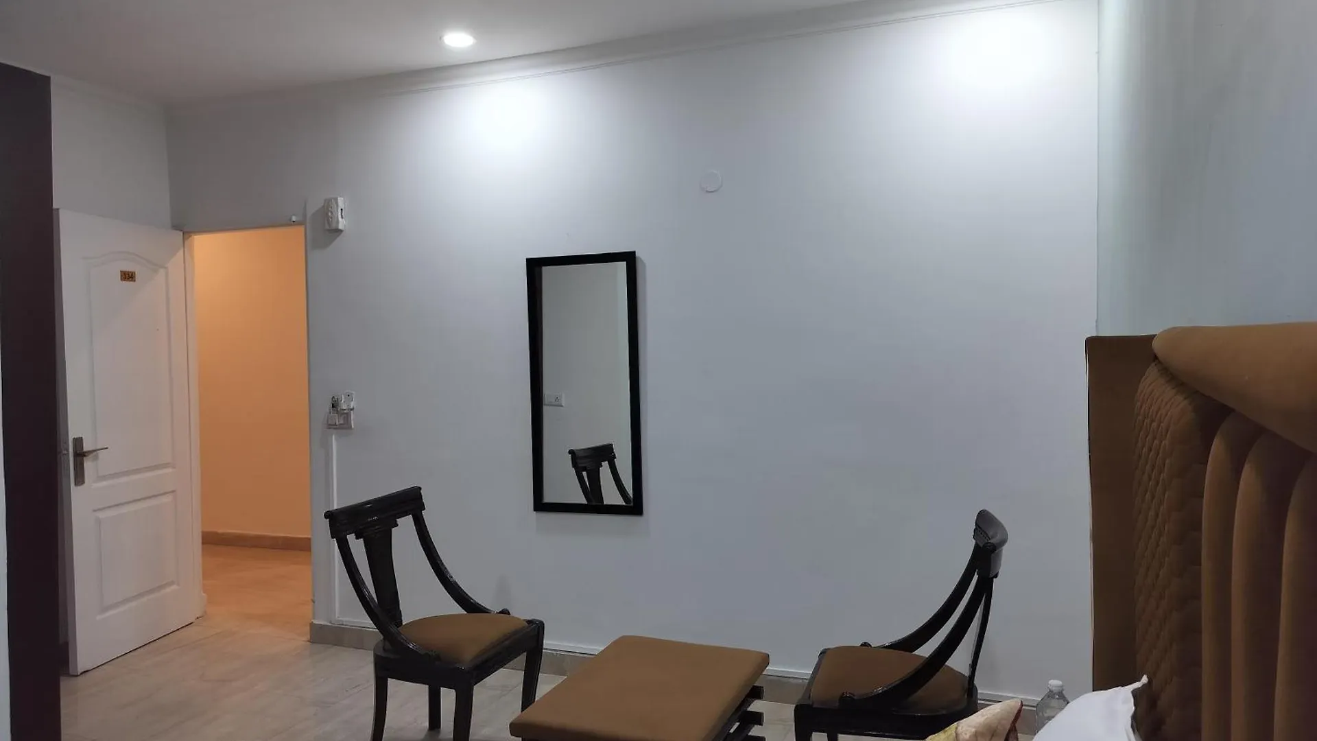 Farmhouse Inn Nh8 - Near Igi Airport Delhi Gasthuis New Delhi